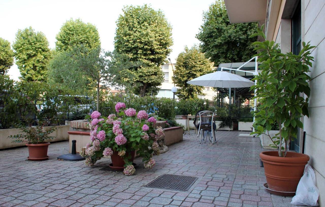 Hotel Ristorante Serena Rieti Esterno foto
