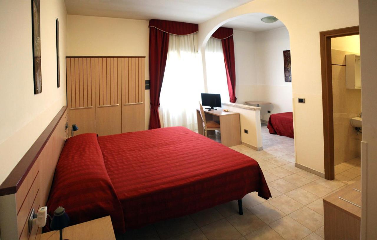 Hotel Ristorante Serena Rieti Esterno foto
