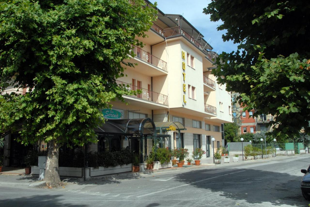 Hotel Ristorante Serena Rieti Esterno foto