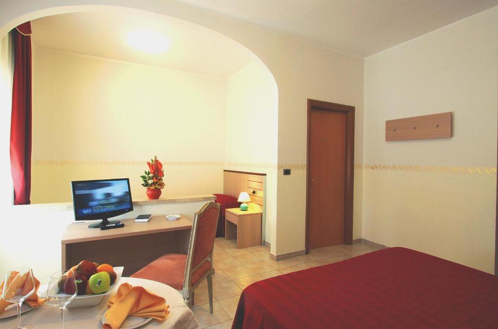Hotel Ristorante Serena Rieti Camera foto